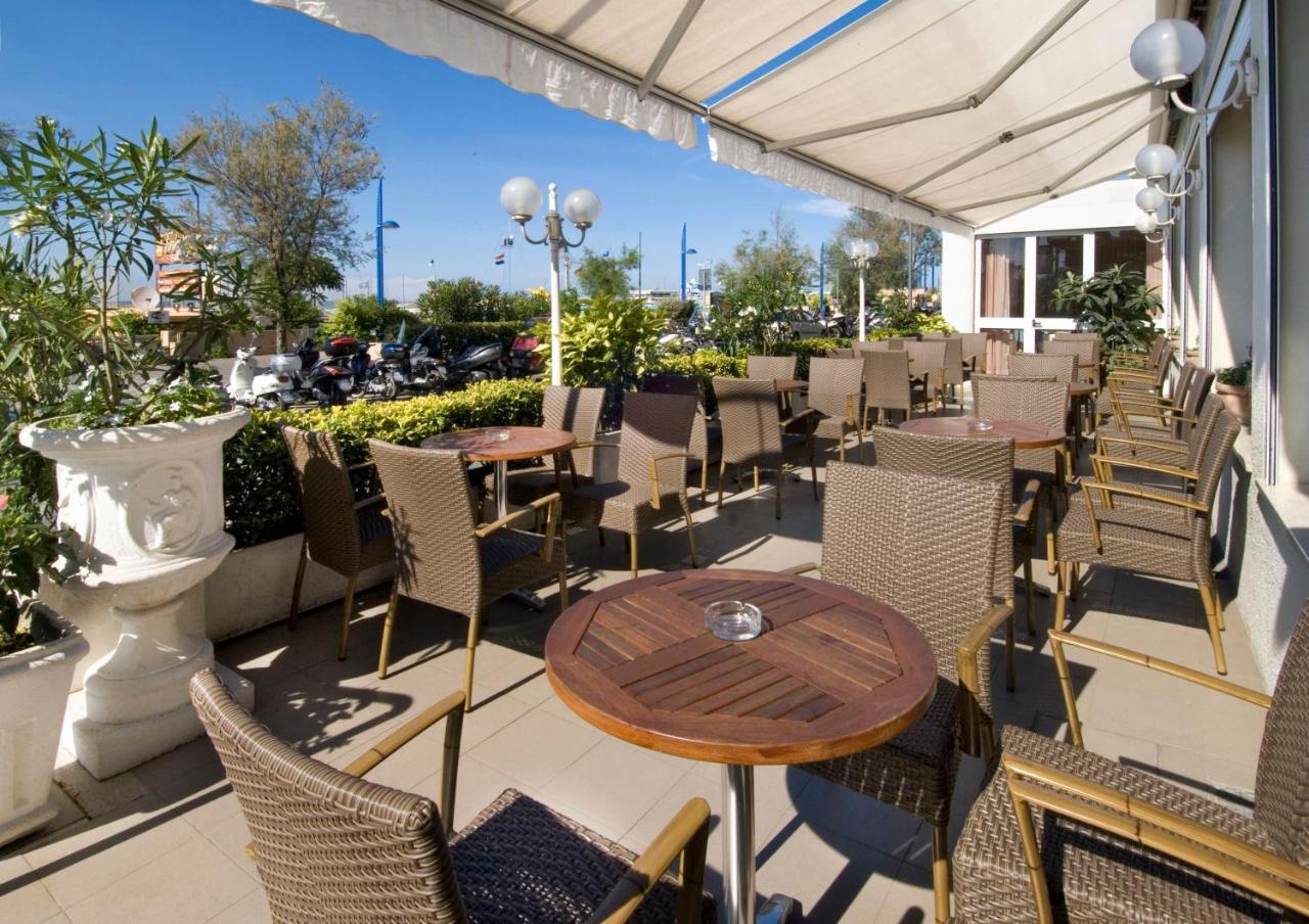 Hotel Lungomare Cattolica Exterior foto